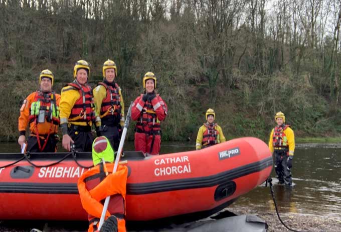 civil-defence_CD-7_-volunteers--on-Boat-training_opt