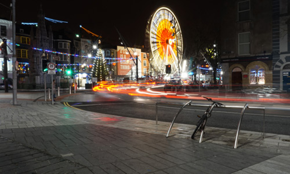 Lit-up-ferris-wheel_opt_GalleryB