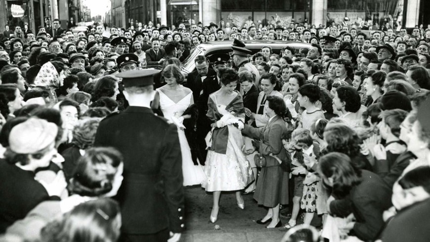 Dawn-Adams-at-the-Savoy-1957