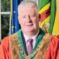 mickfinn3---in-lord-mayor-robes-and-medals_opt