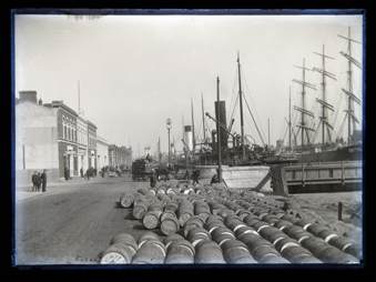 1989.37-P6.2-Photo-Cork-Camera-Club-Cork-Quays-1